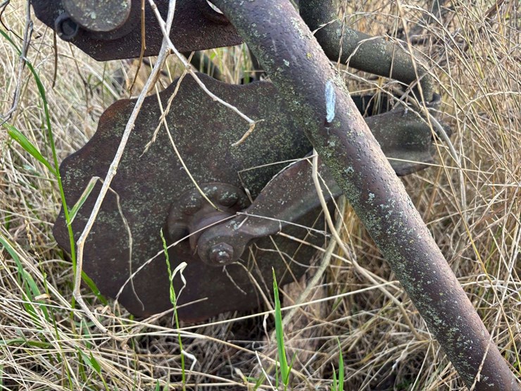 1-bottom-14”-plow-image-11