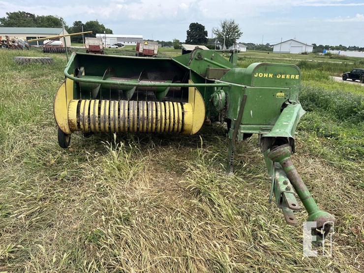 john-deere-24t-image-2