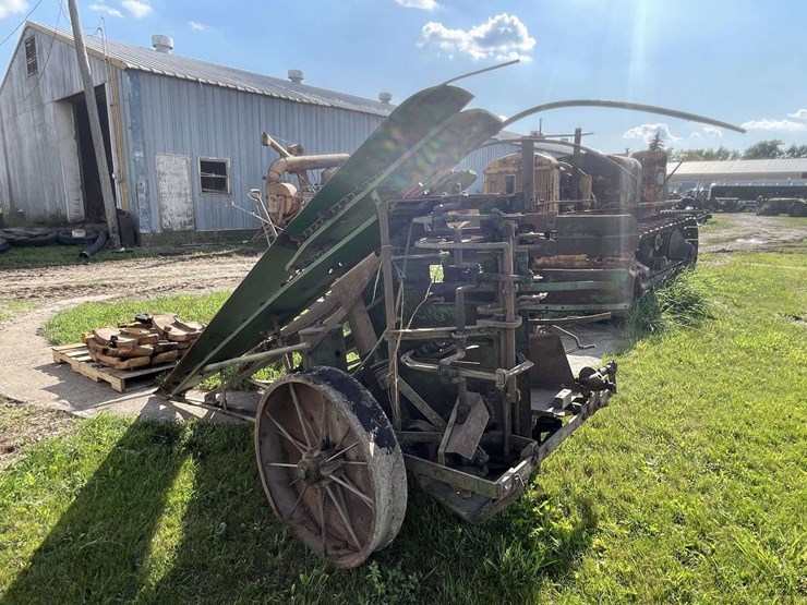 john-deere-corn-binder-image-3