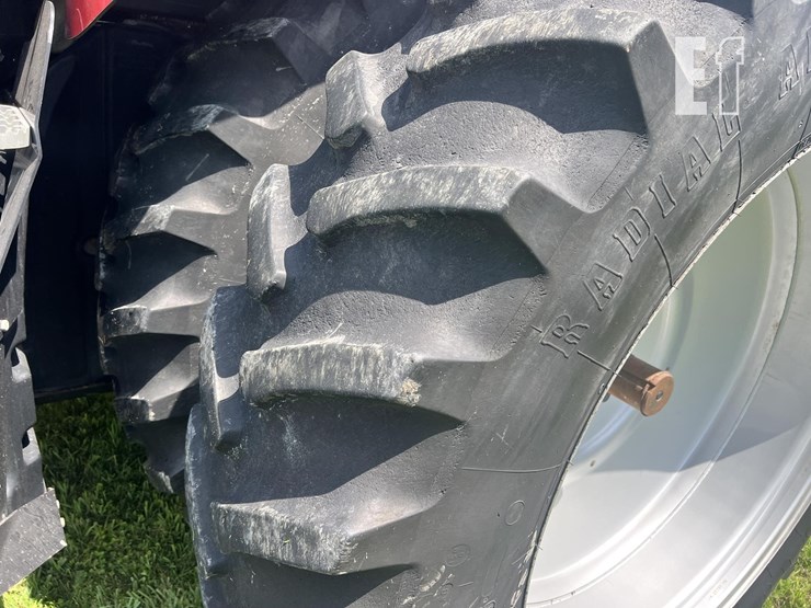 2010-case-ih-magnum-215-image-24