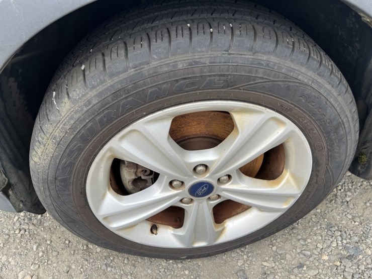 2013-ford-escape-image-15