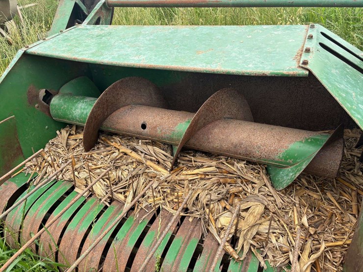 john-deere-baler-image-10