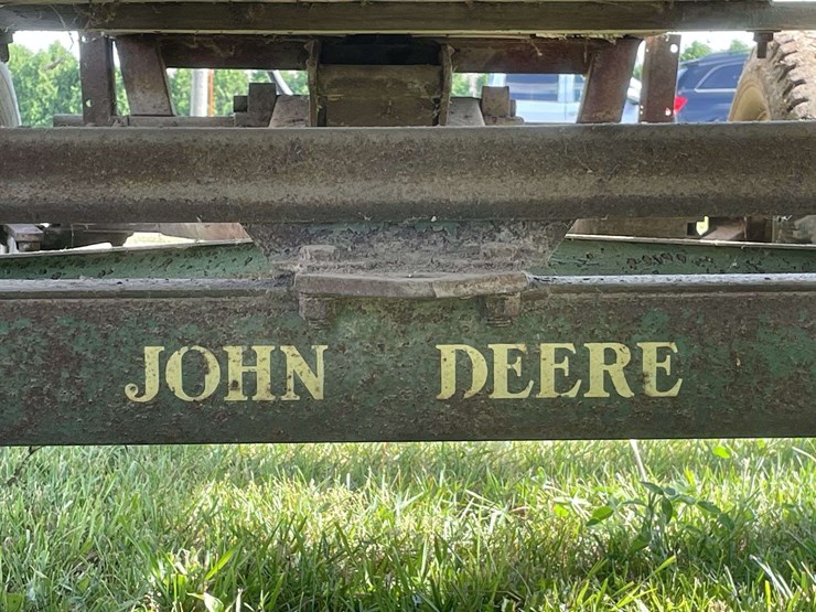 john-deere-triumph-wagon-and-running-gear-image-25