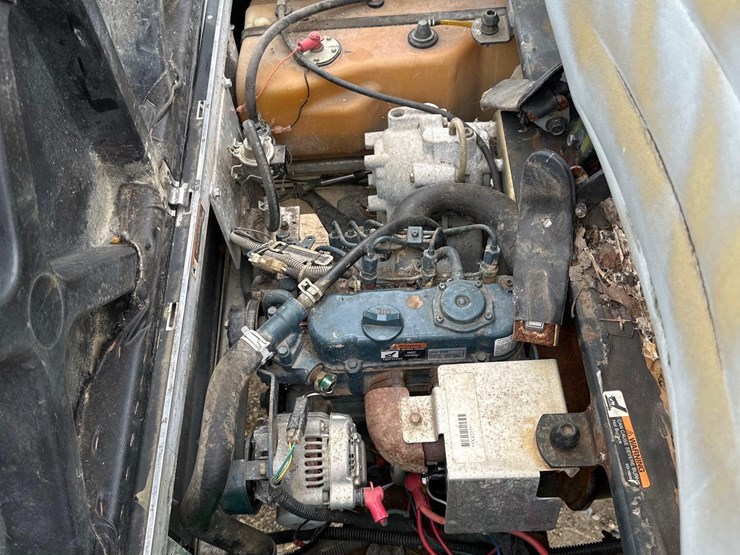 2037-bobcat-2200-image-11