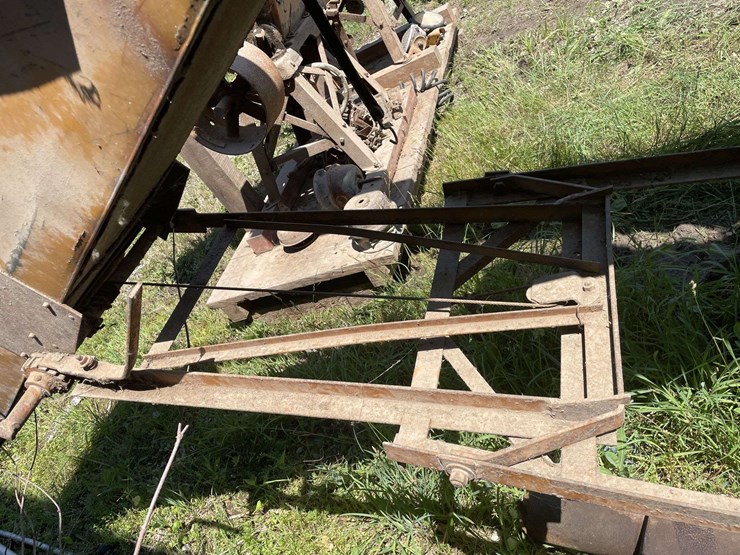 minneapolis-moline-1200-corn-sheller-image-35