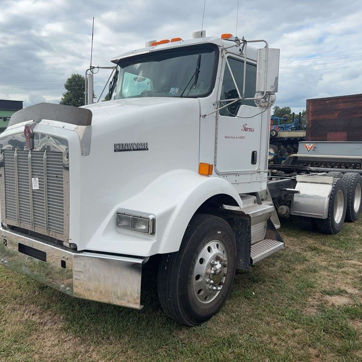 2003 KENWORTH T800