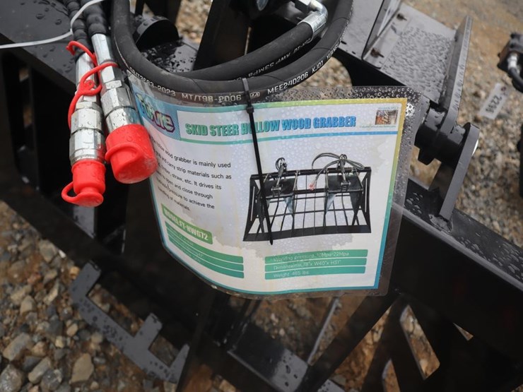 future-skid-steer-rock-grapple-bucket-image-4