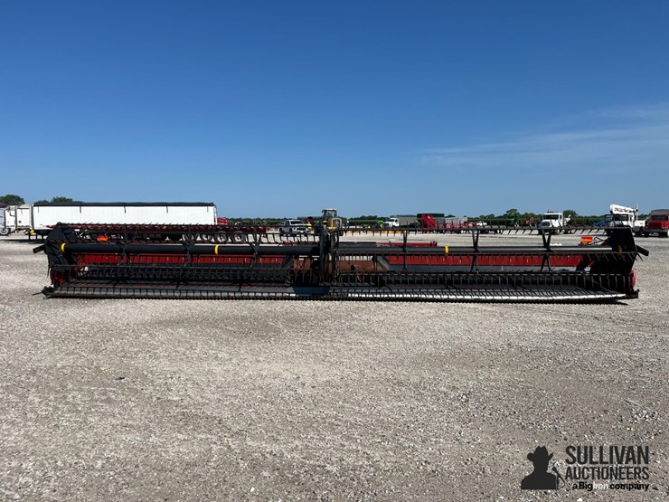 2015-case-ih-3162-image-2