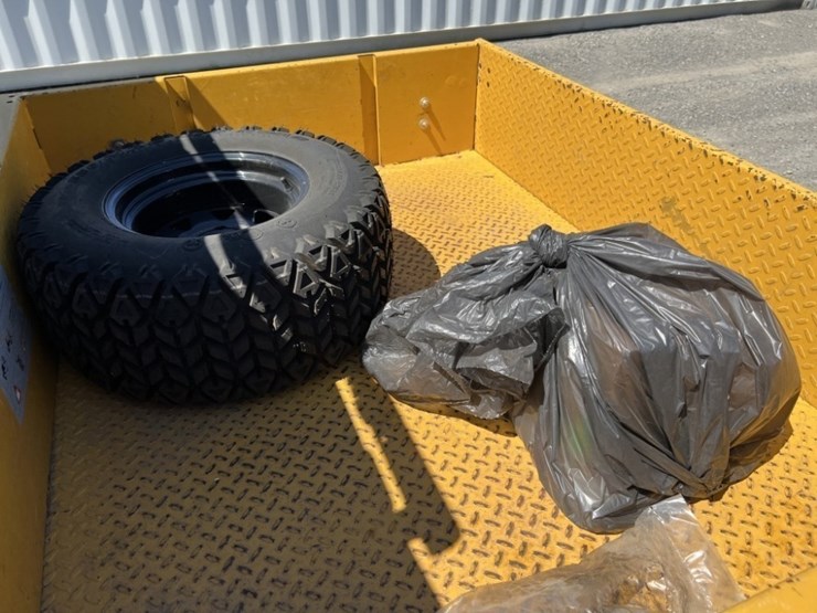 2018-hustler-mdv-1200-d-utility-cart-image-13