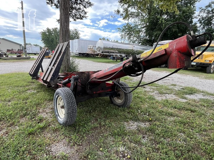 wheatheart-drive-over-hopper-image-5