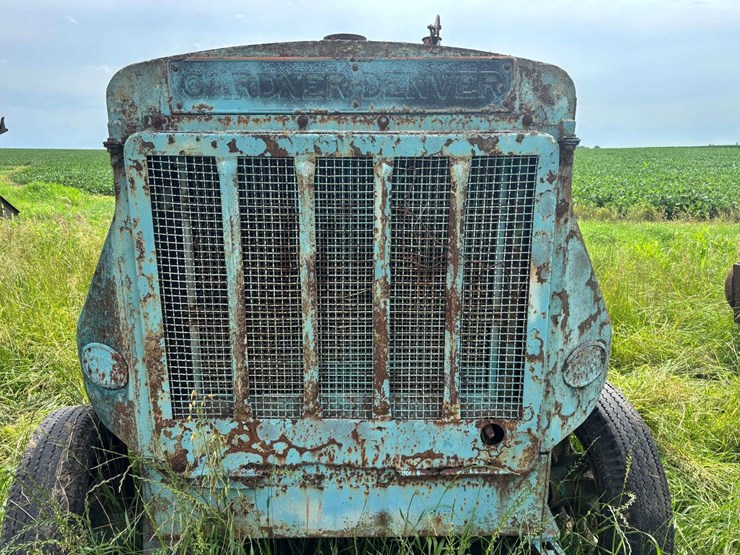 gardner-denver-air-compressor-unit-and-cart-image-37