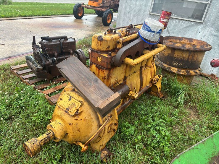 minneapolis-moline-power-unit-engine-image-4
