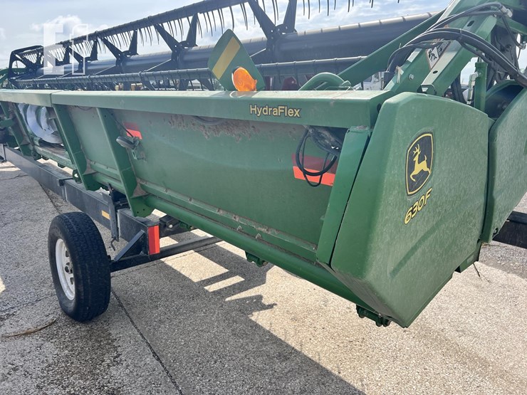 2009-john-deere-630f-image-3
