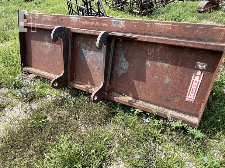 2002-caterpillar-th83-image-36