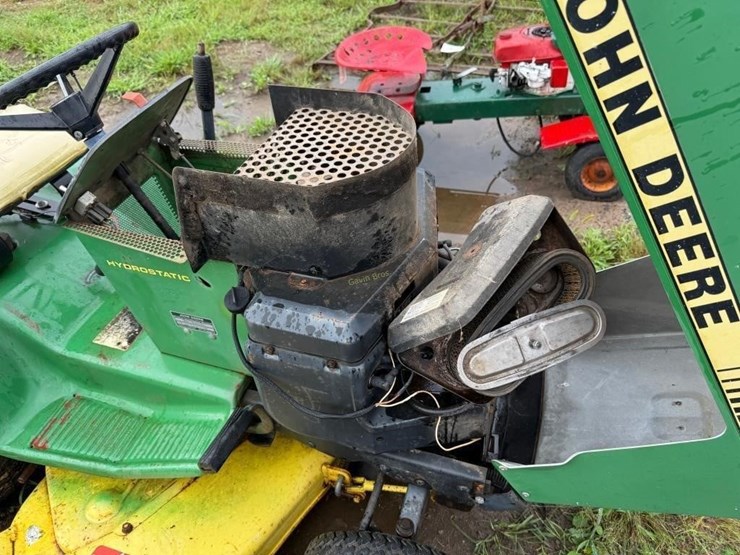 john-deere-116-image-8