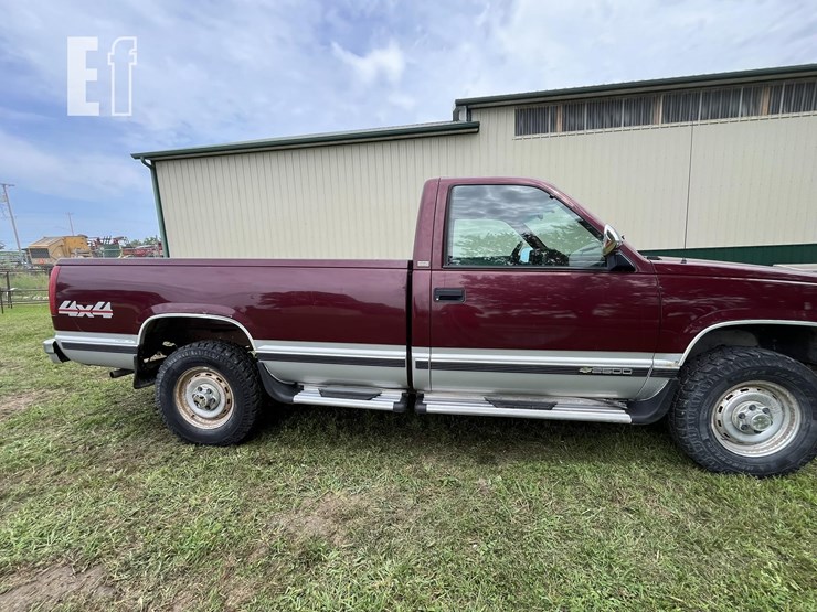 1994-chevrolet-2500-image-3