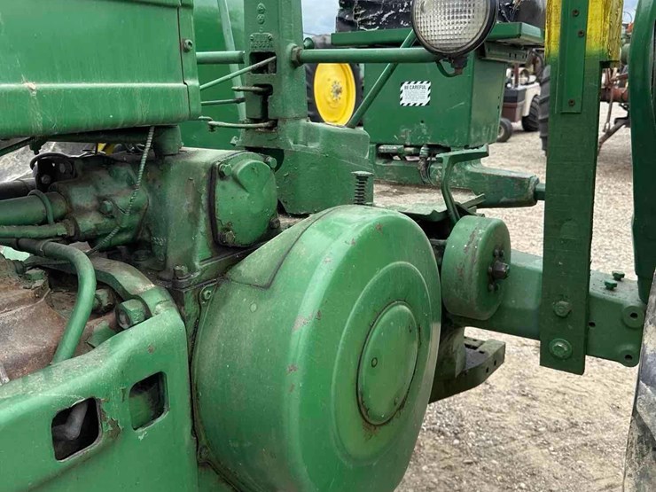 1981-john-deere-b-image-6