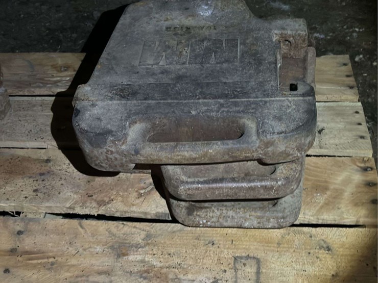 (3)-minneapolis-moline-suitcase-weights-image-4