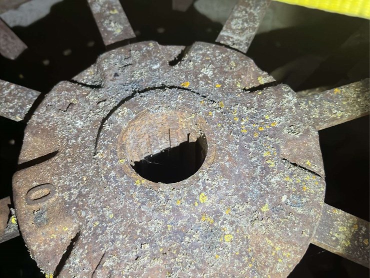 (2)-42-inch-rear-steel-wheels-with-lugs-and-extensions-image-15