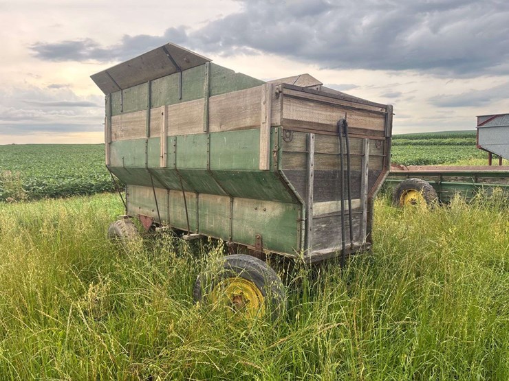 john-deere-flare-box-and-running-gear-image-3