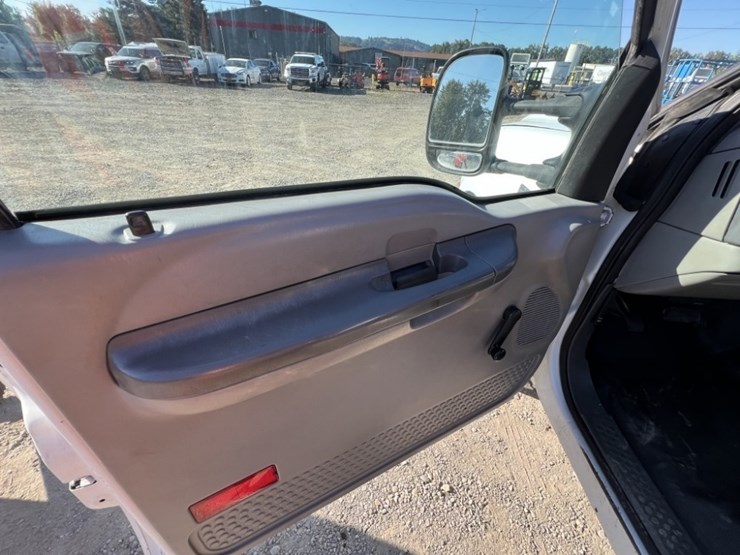 1999-ford-f550-xl-sd-image-25