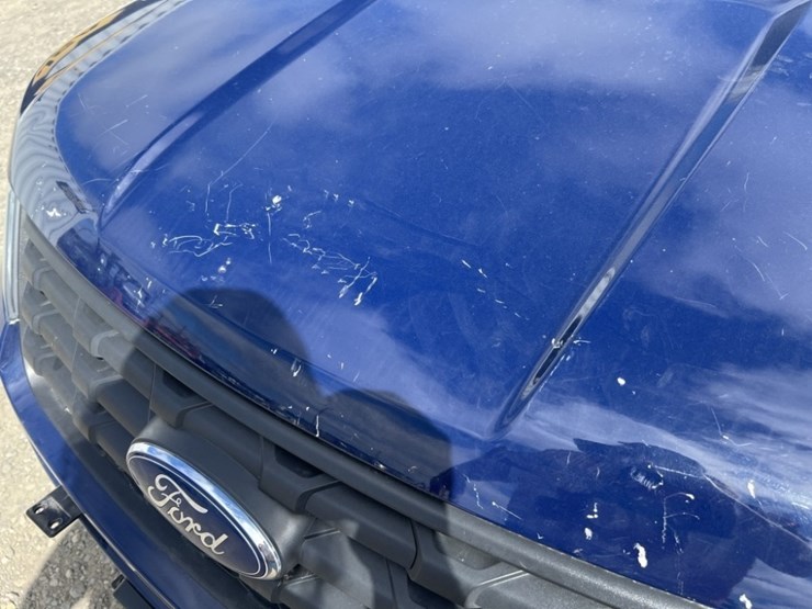2016-ford-explorer-image-9