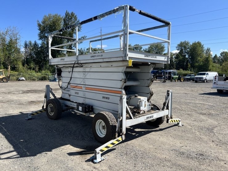 simon-super-witch-4612e-scissor-lift-image-2