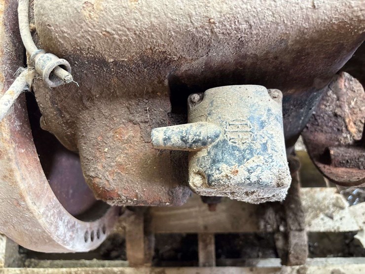 3-5-hp-international-harvester-la-engine-image-6