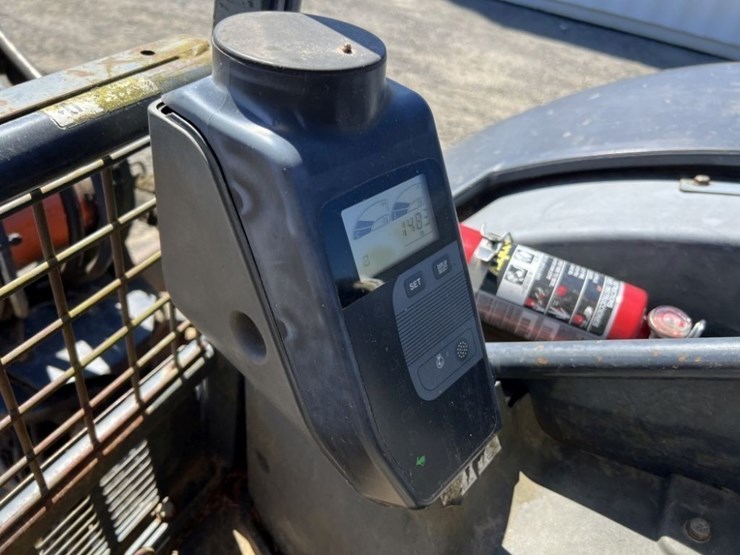 2009-hitachi-zx50u-3-image-25