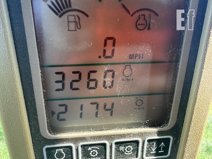 2005-john-deere-9560-sts-image-48