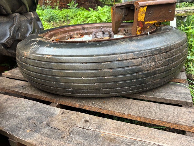 (2)-ji-case-wheels-and-(1)-7.50-24-tire-image-13