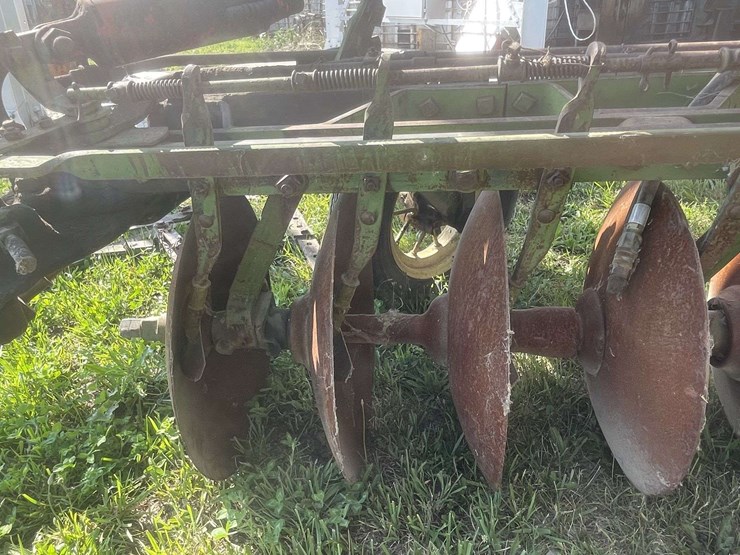 john-deere-disk-plow-image-15