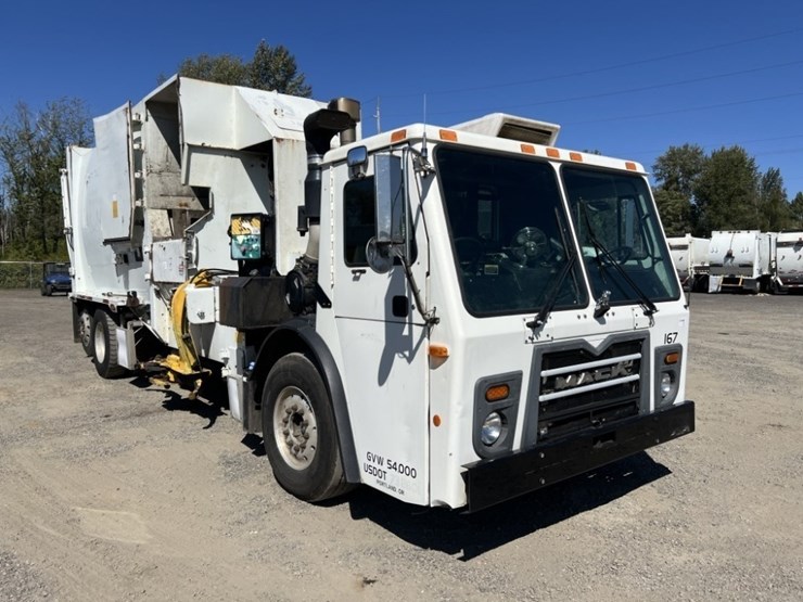 2015-mack-leu612-image-2