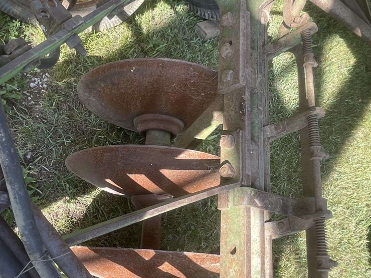 john-deere-disk-plow-image-23