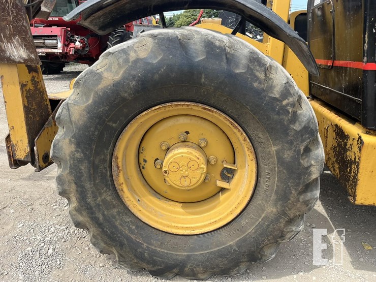 2002-caterpillar-th83-image-17