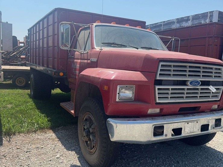 1987-ford-f800-image-2