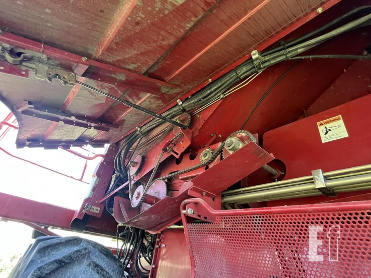 2006-case-ih-2388-image-22