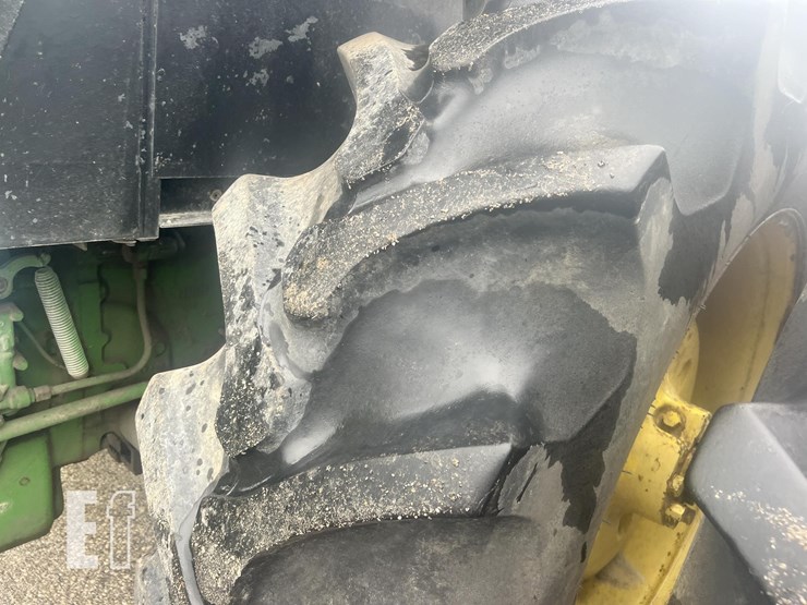 john-deere-4850-image-32