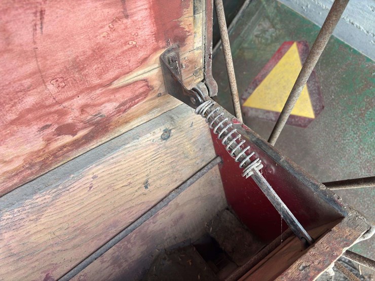 moline-8’-grain-drill-image-38