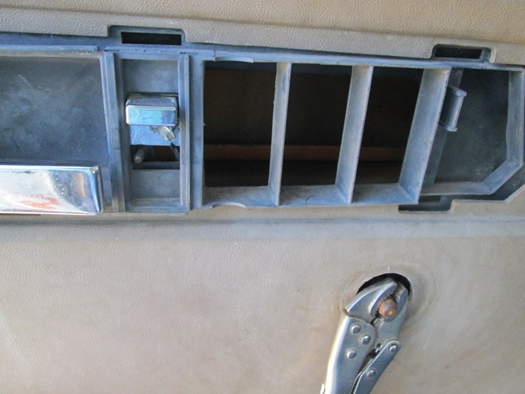 1997-gmc-c70-image-67