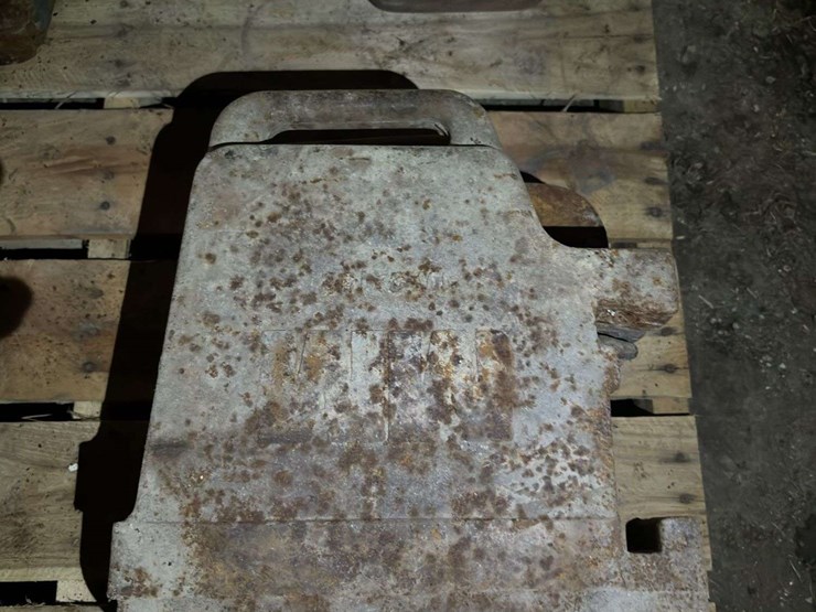 (4)-minneapolis-moline-suitcase-weights-image-7