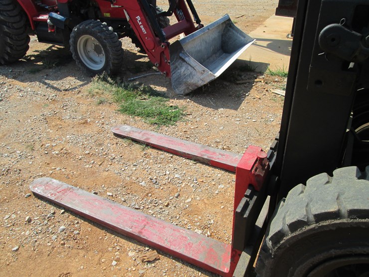 #11-•-#26830-•-clark-8000lb-cushion-tire-forklift-y685-0316-5960fa-image-21