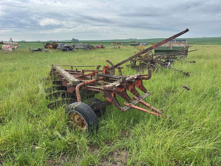 ji-case-5-bottom-14"-pull-type-plow-image-3