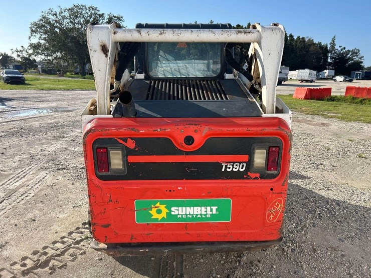 2019-bobcat-t590-image-19