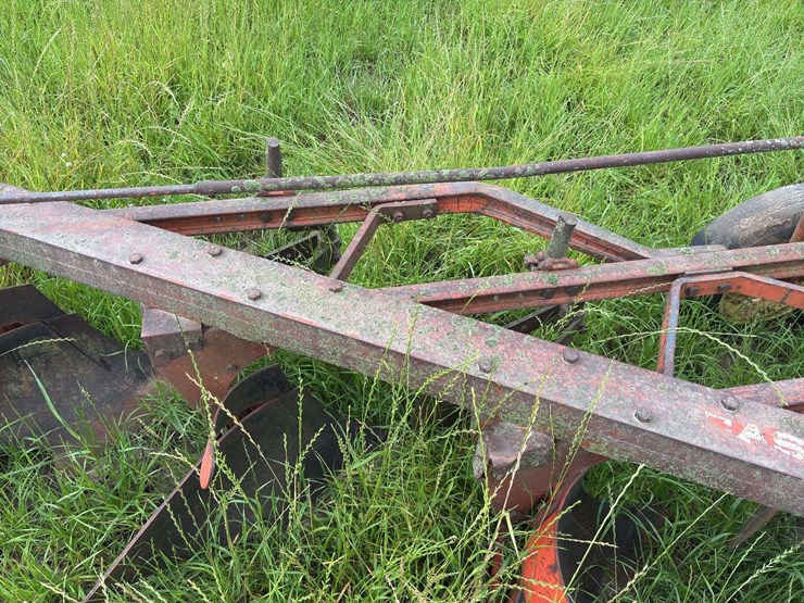 ji-case-5-bottom-14"-pull-type-plow-image-24