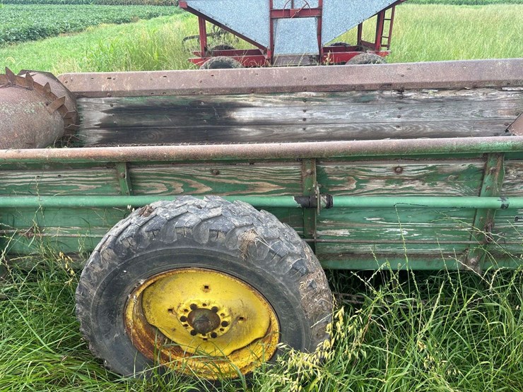 john-deere-34-image-11