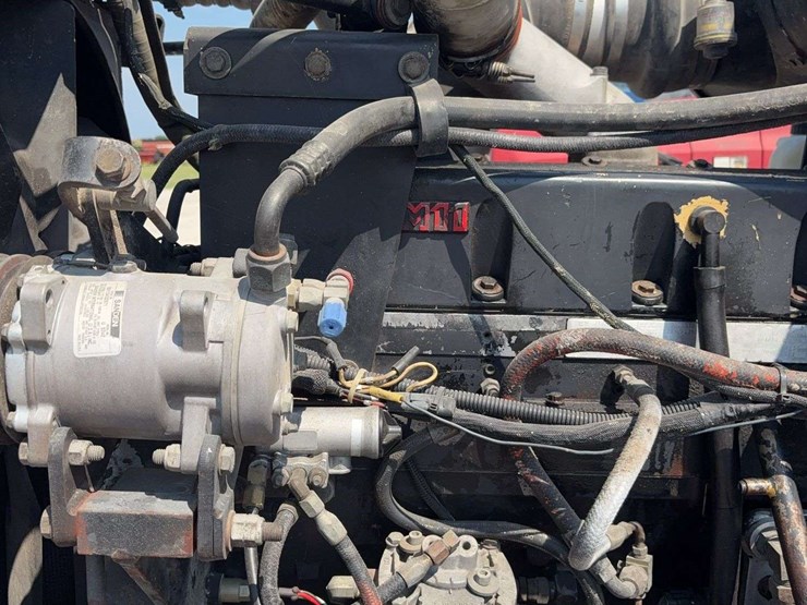 1994-peterbilt-377-image-27