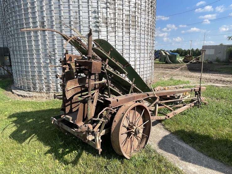 john-deere-corn-binder-image-5
