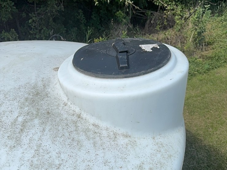 1550-gallon-water-tank-image-5