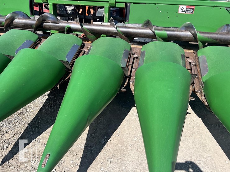 2000-john-deere-893-image-3
